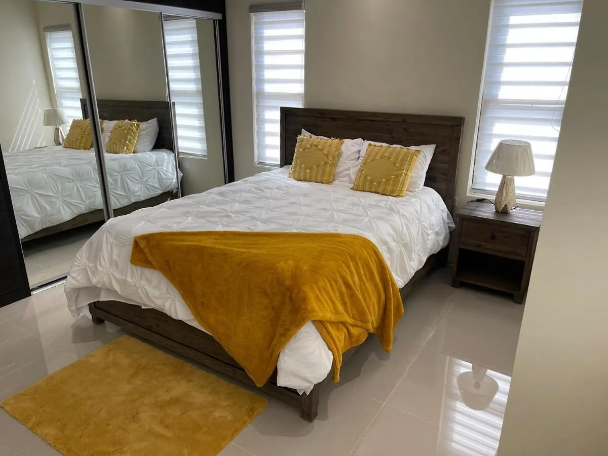 Blissdesiac Ocho Rios Villa 0*,